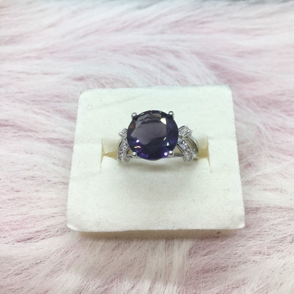 February Birthstone Ring‎ 